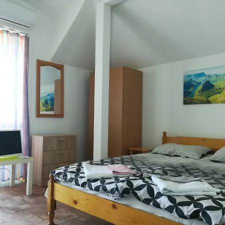 Guest house Orfey